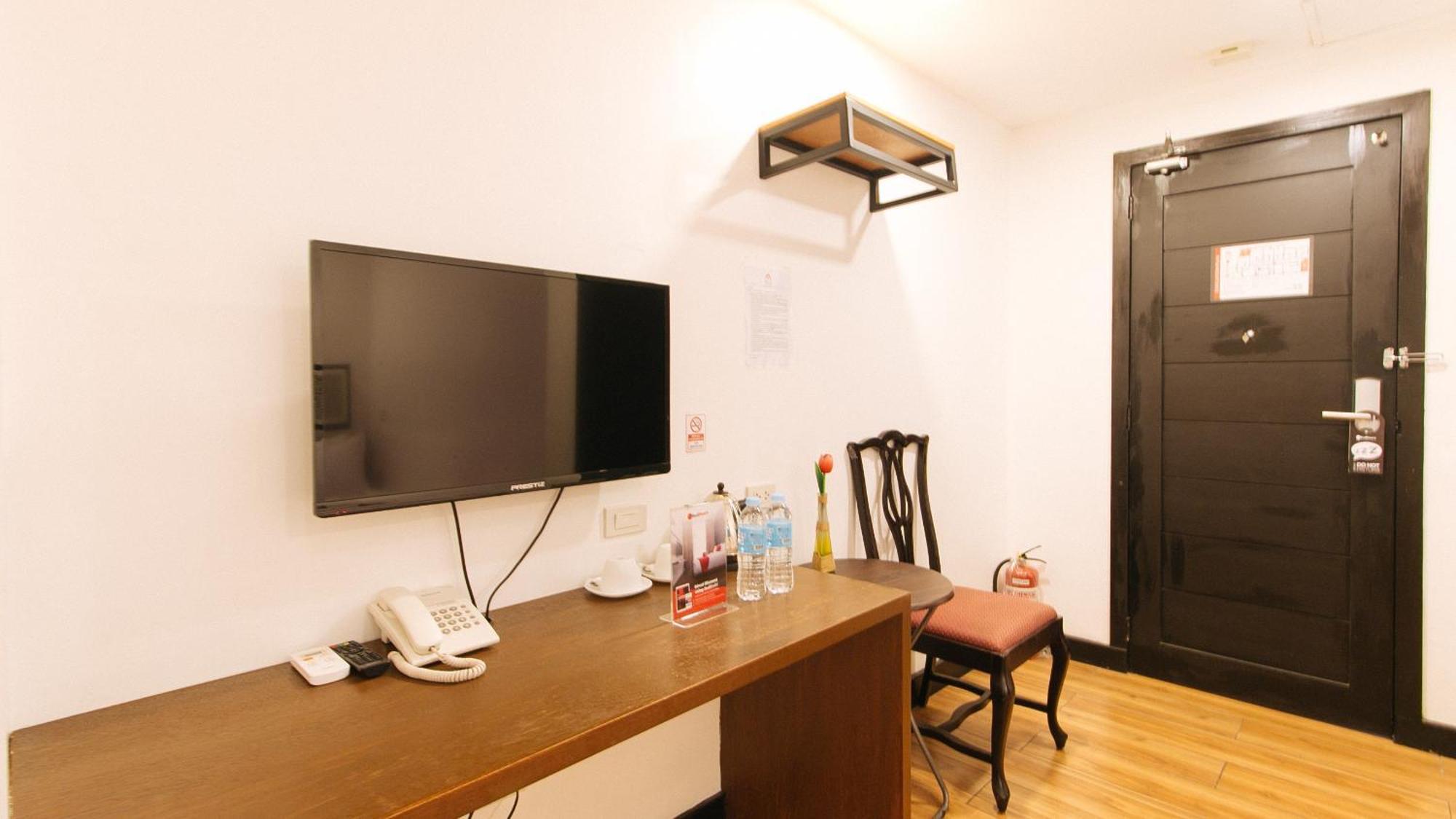 Reddoorz Plus At Mm Hotel Las Pinas Former Reddoorz Plus Near Bamboo Organ Extérieur photo