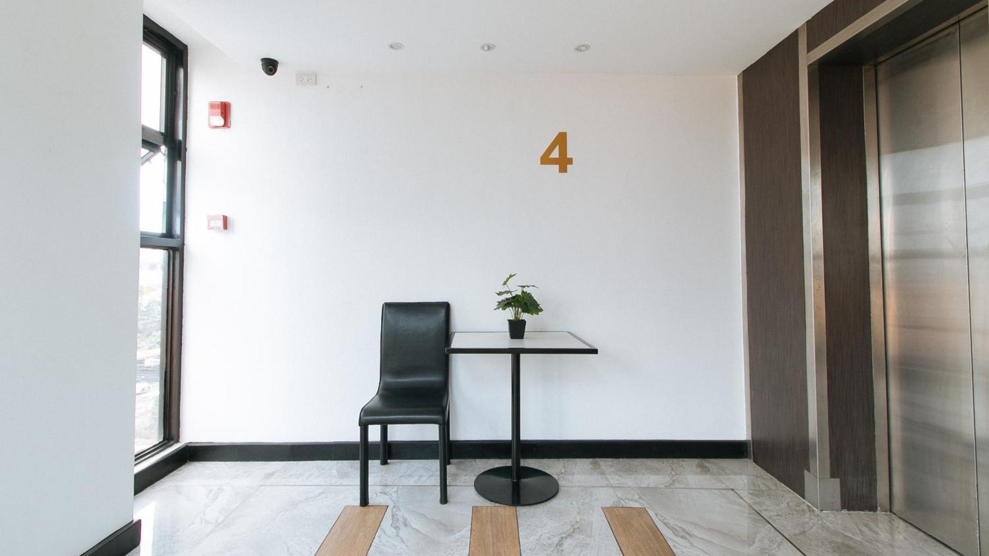 Reddoorz Plus At Mm Hotel Las Pinas Former Reddoorz Plus Near Bamboo Organ Extérieur photo